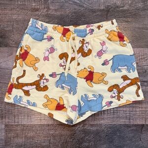Disney Winnie the Pooh and Friends Women’s Casual Shorts With Pockets Size XS